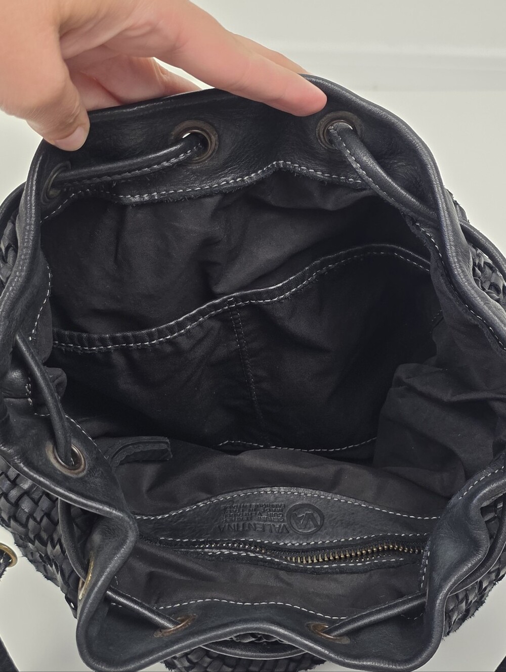Valentina Woven Leather Bucket Purse Black - Picture 11 of 13